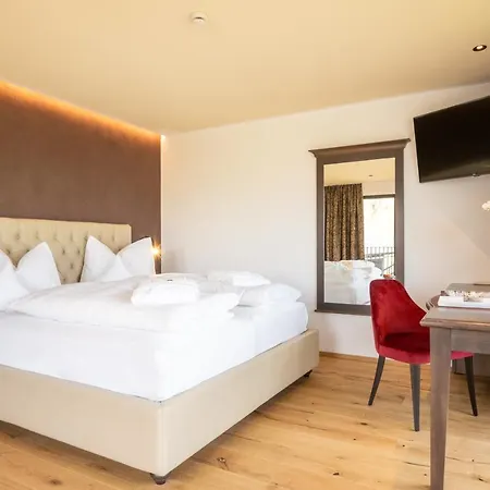 Hotel Historic Alte Goste 4*